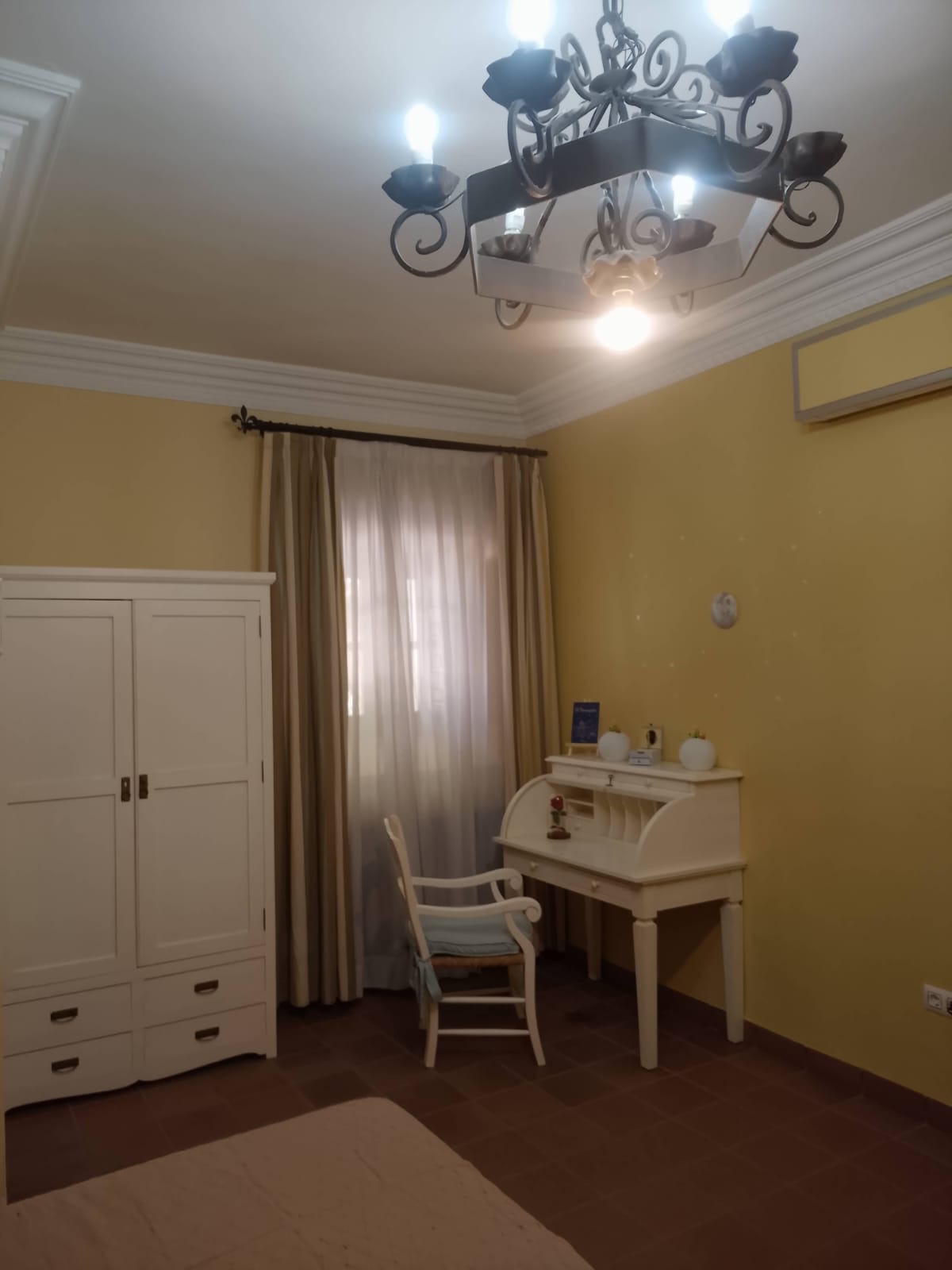 7. Saint-Exupéry Room - Imagen 3