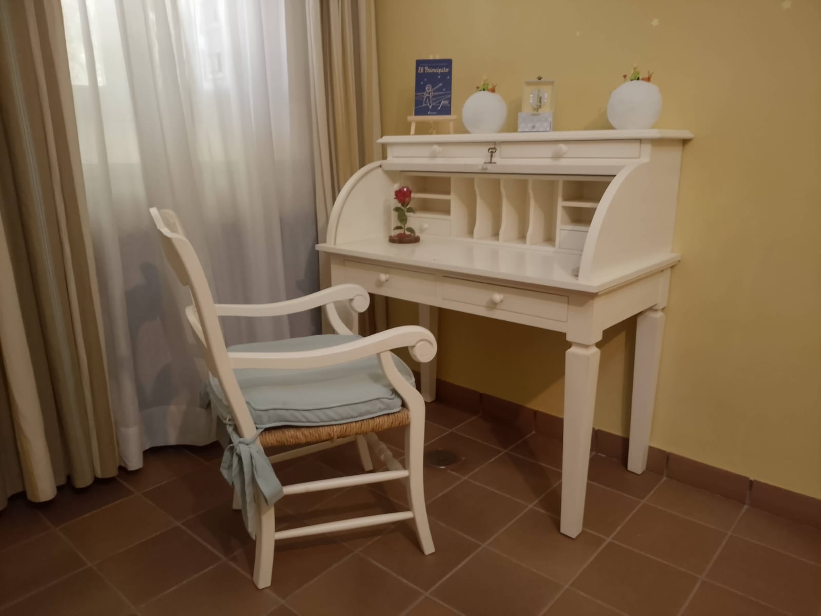 7. Saint-Exupéry Room - Imagen 5